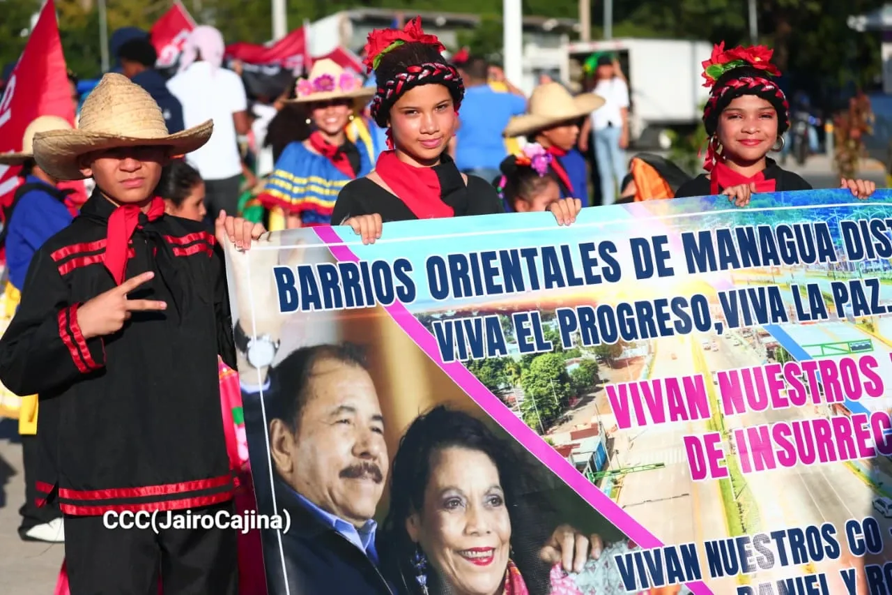 Entrega del Tramo Cuatro de la Pista Héroes de la Insurrección