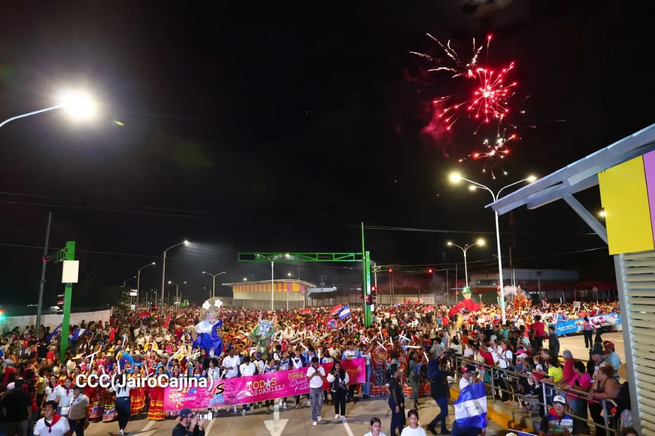 Entrega del Tramo Cuatro de la Pista Héroes de la Insurrección