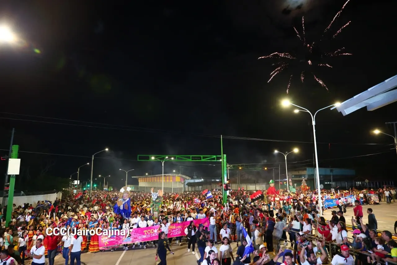 Entrega del Tramo Cuatro de la Pista Héroes de la Insurrección