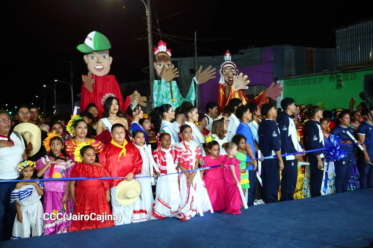 Entrega del Tramo Cuatro de la Pista Héroes de la Insurrección