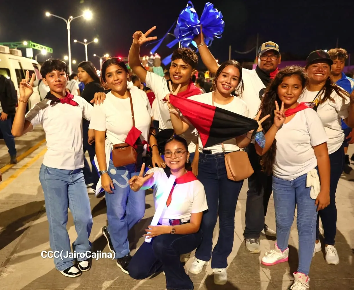 Entrega del Tramo Cuatro de la Pista Héroes de la Insurrección