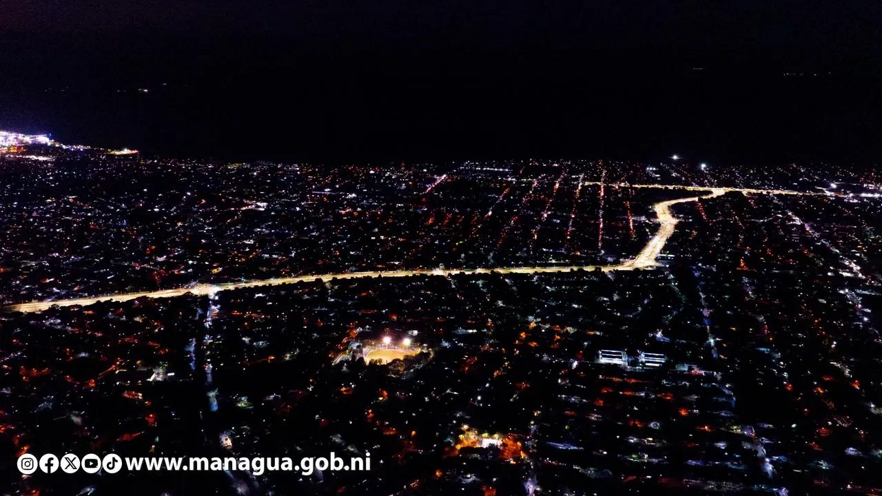 Entrega del Tramo Cuatro de la Pista Héroes de la Insurrección