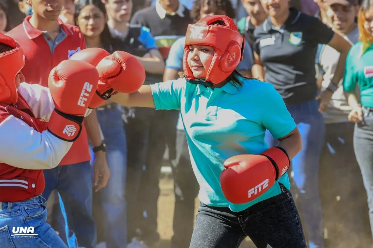 Universidades reciben a estudiantes de nuevo ingreso