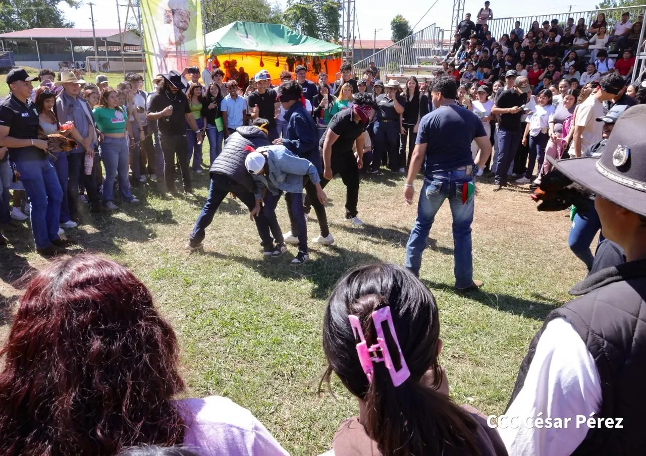 Universidades reciben a estudiantes de nuevo ingreso