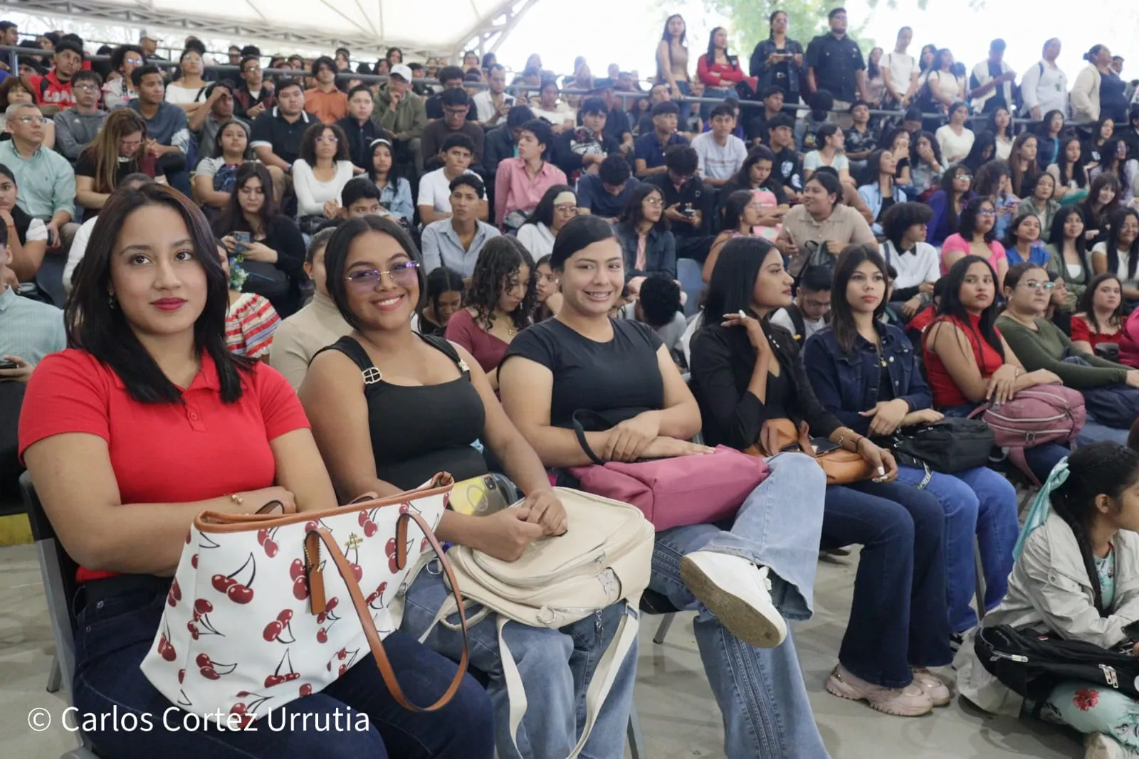 Universidades reciben a estudiantes de nuevo ingreso