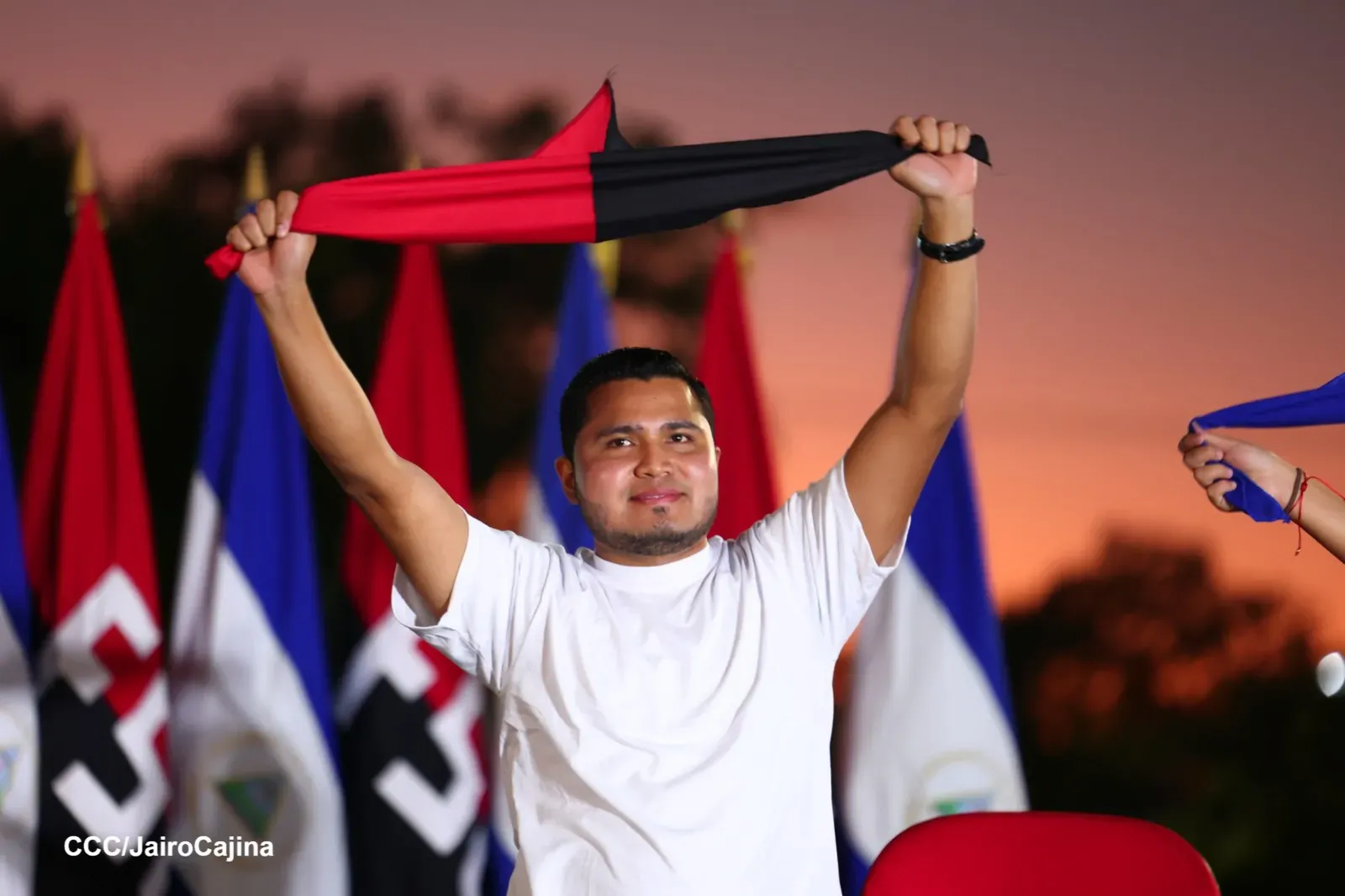 Entrega de primera Medalla de Reconciliación y Paz Cardenal Miguel Obando