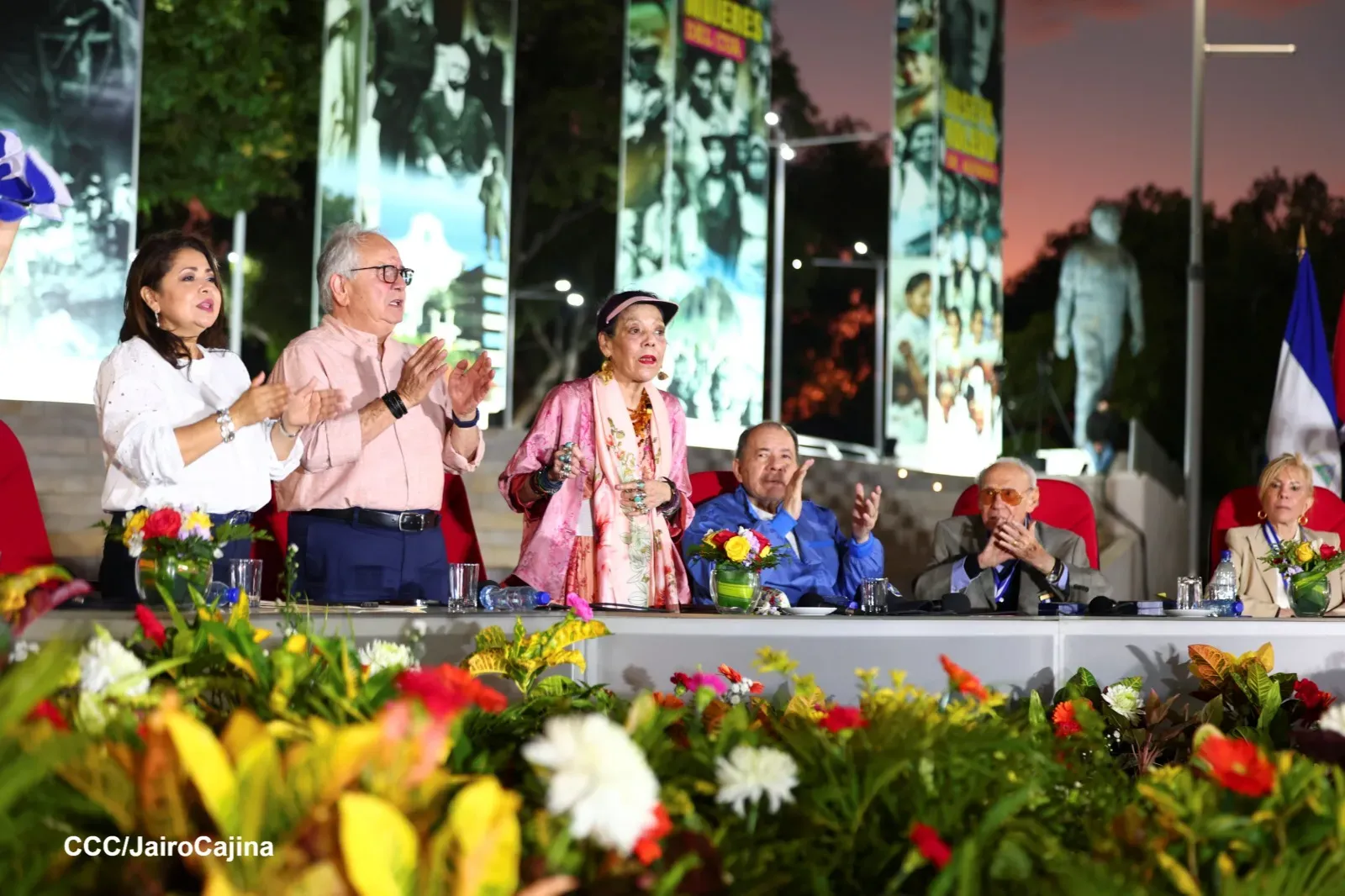 Entrega de primera Medalla de Reconciliación y Paz Cardenal Miguel Obando