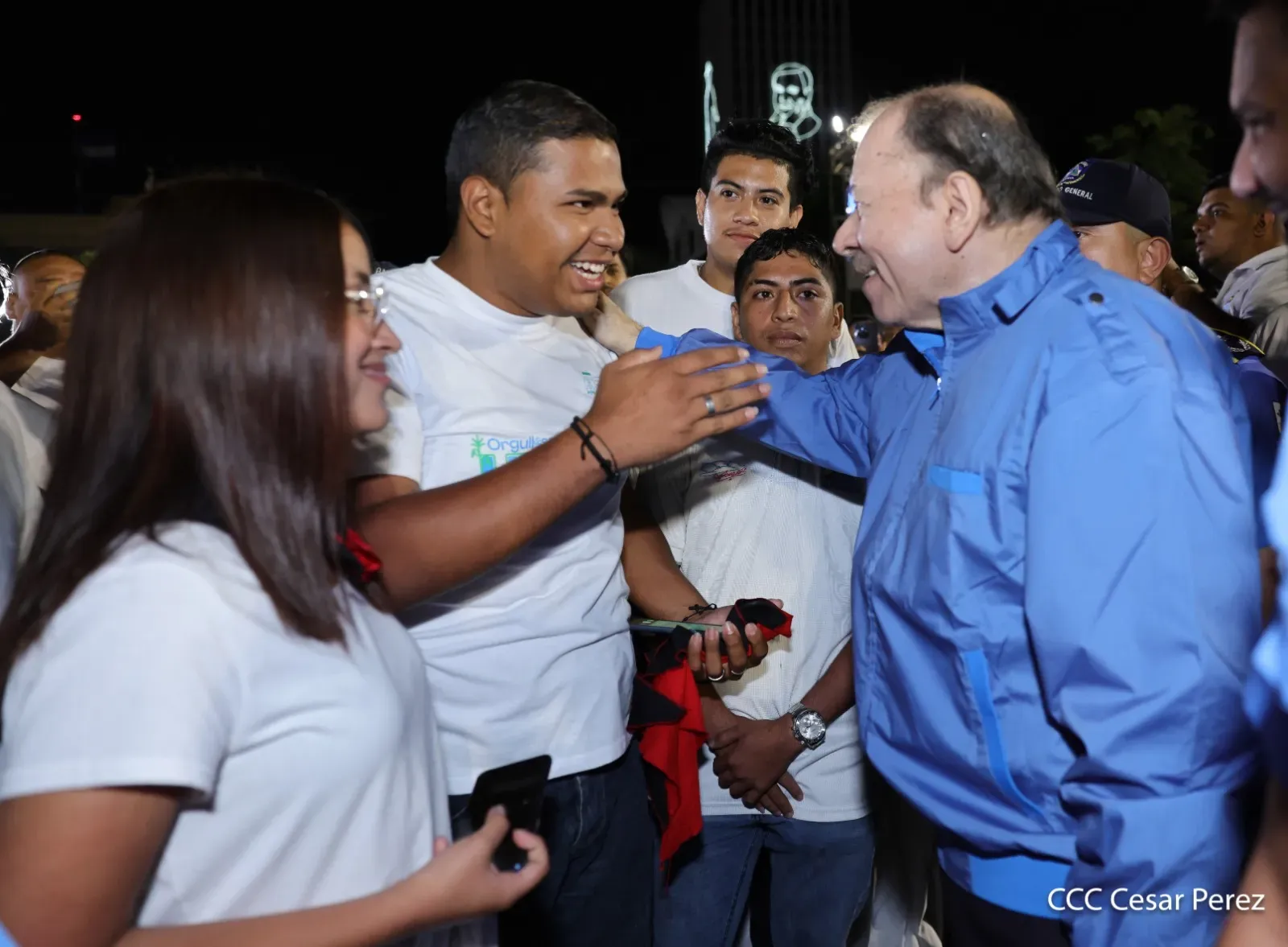 Entrega de primera Medalla de Reconciliación y Paz Cardenal Miguel Obando