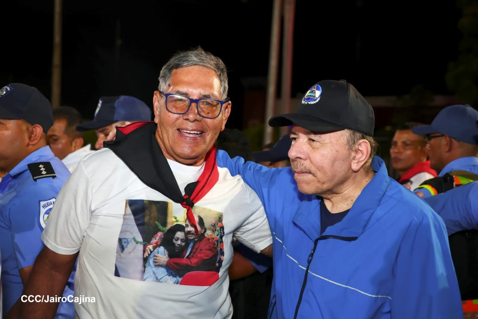 Cooperativas de Nicaragua reciben nuevas unidades de autobuses y microbuses de China