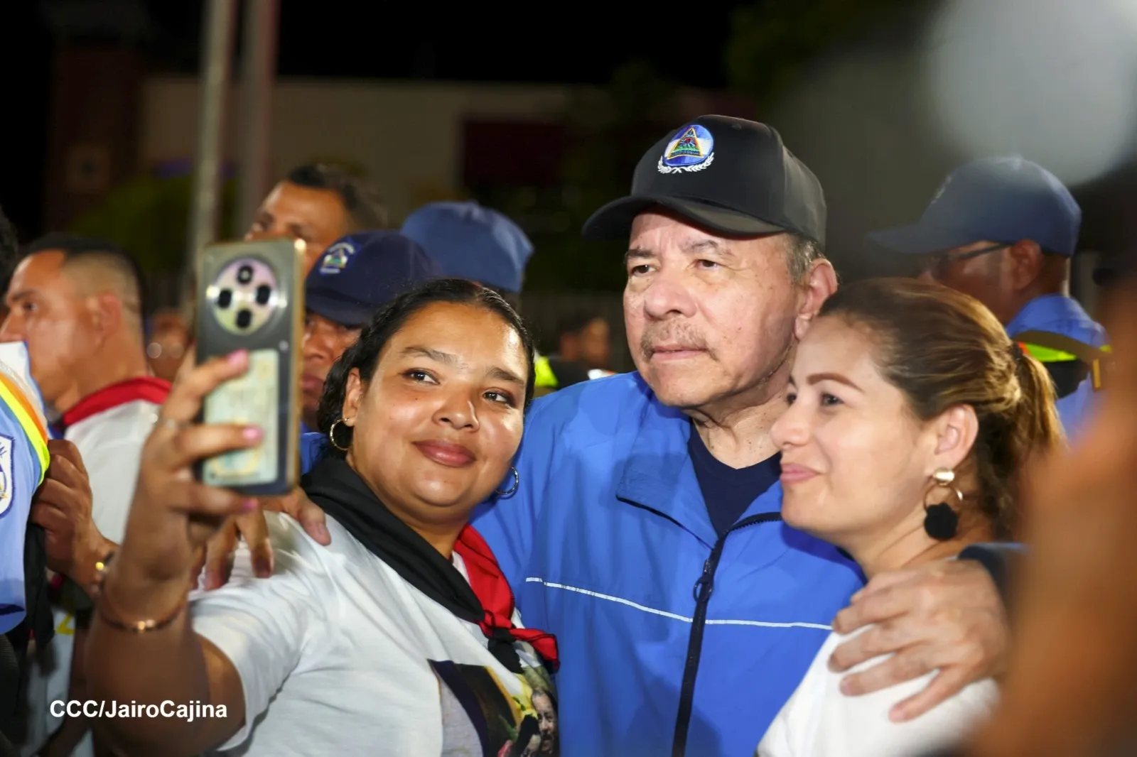 Cooperativas de Nicaragua reciben nuevas unidades de autobuses y microbuses de China