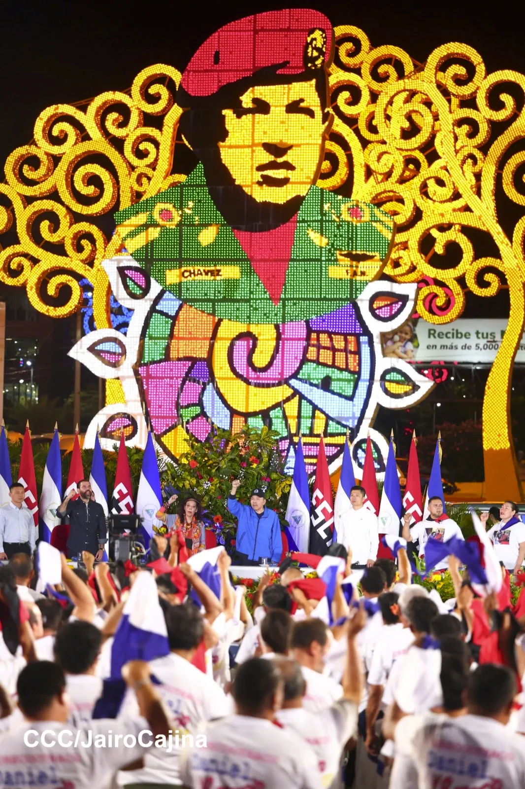 Cooperativas de Nicaragua reciben nuevas unidades de autobuses y microbuses de China