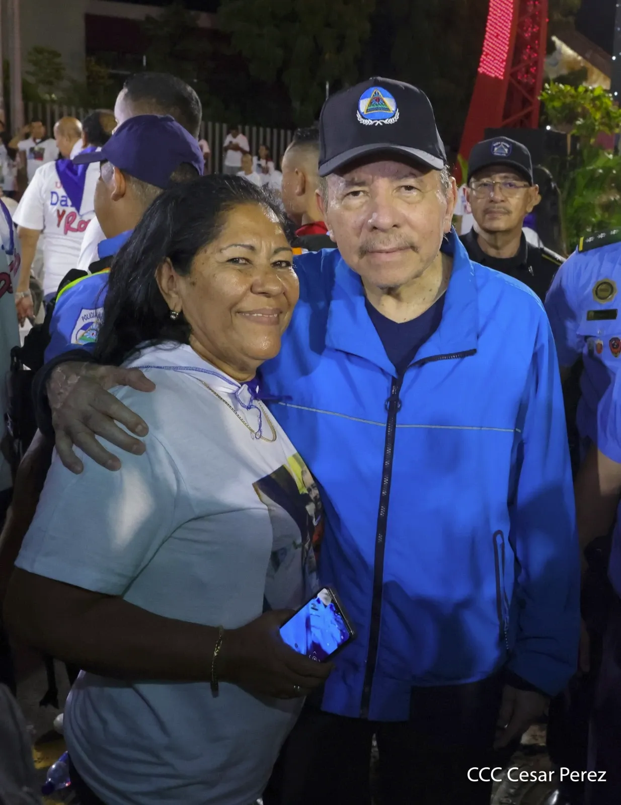 Cooperativas de Nicaragua reciben nuevas unidades de autobuses y microbuses de China