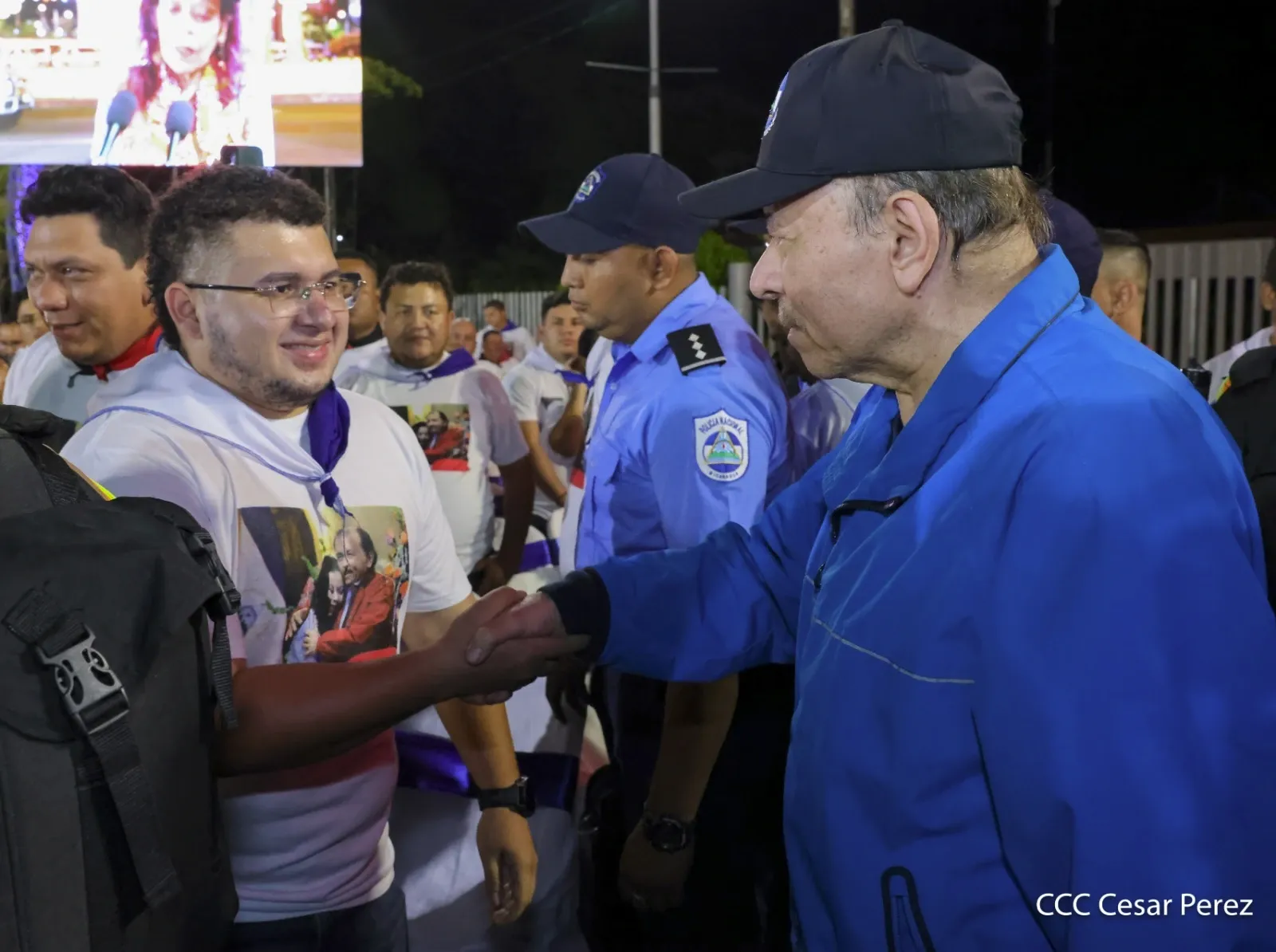 Cooperativas de Nicaragua reciben nuevas unidades de autobuses y microbuses de China