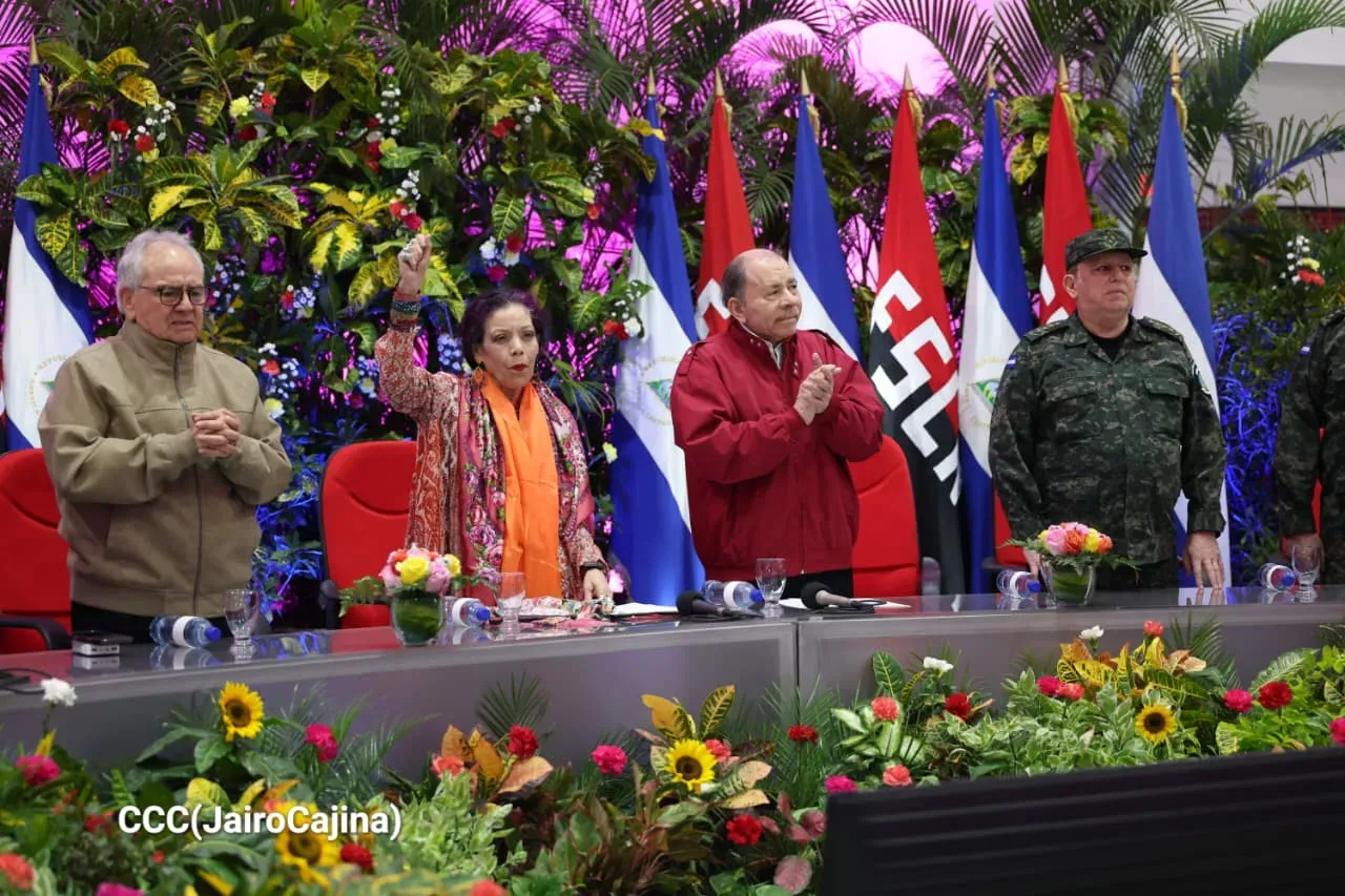 Entrega del Hospital Sandino Nuevo Amanecer en saludo al General de Hombres y Mujeres Libres