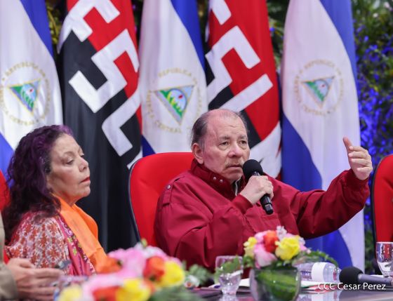 Entrega del Hospital Sandino Nuevo Amanecer en saludo al General de Hombres y Mujeres Libres