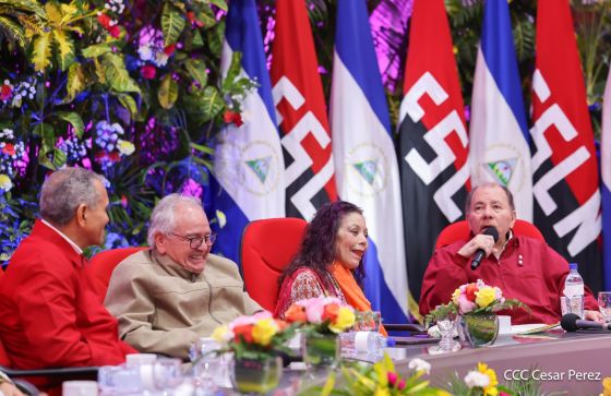 Entrega del Hospital Sandino Nuevo Amanecer en saludo al General de Hombres y Mujeres Libres