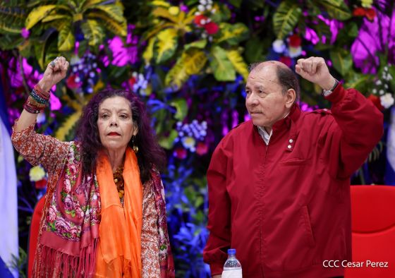 Entrega del Hospital Sandino Nuevo Amanecer en saludo al General de Hombres y Mujeres Libres