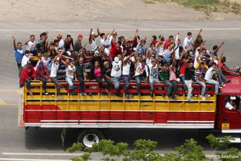 Caravanas de todo el país llegan a Managua para celebración del 35/19