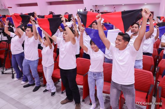 Entrega del Hospital Sandino Nuevo Amanecer en saludo al General de Hombres y Mujeres Libres
