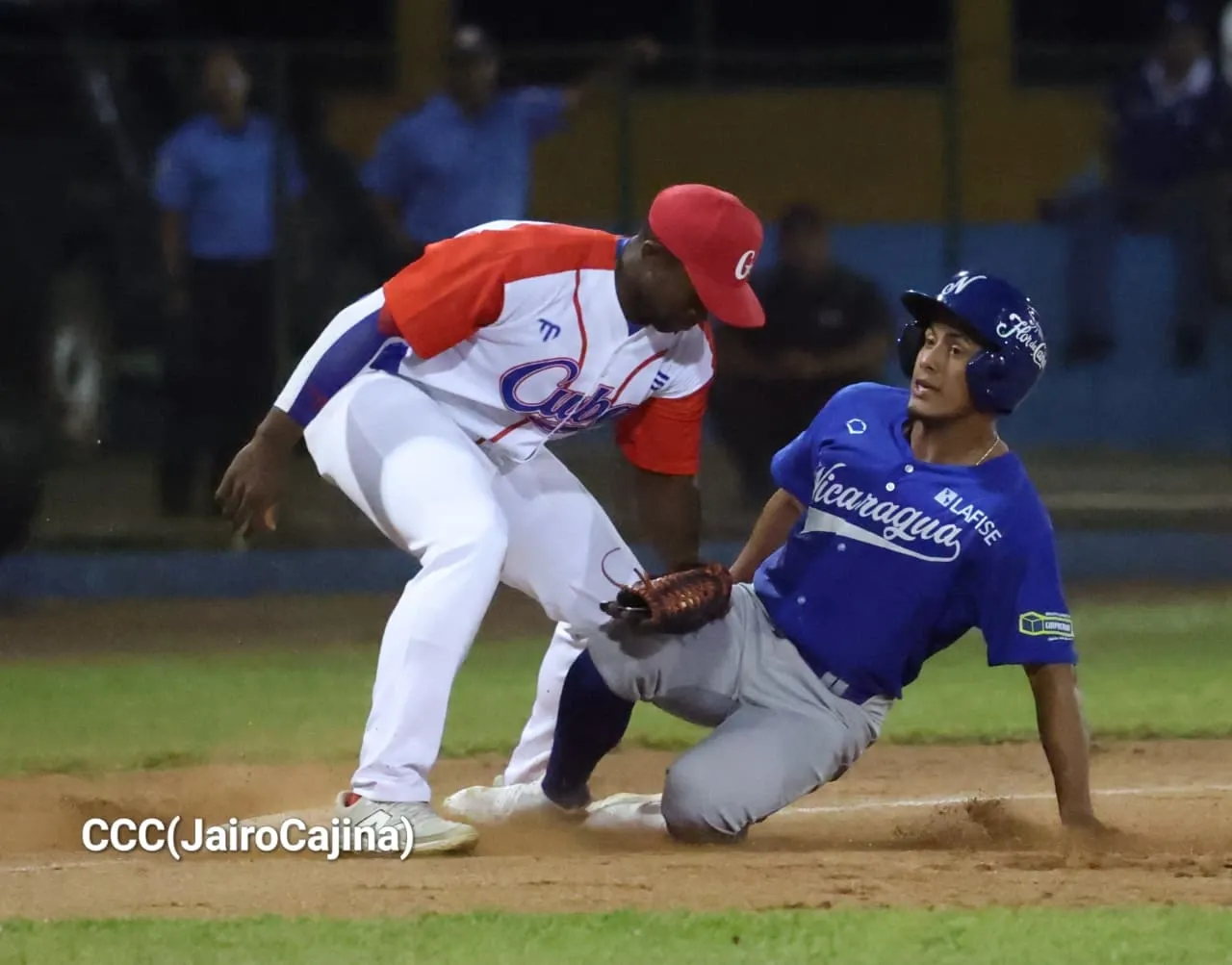 Estadio Yamil Ríos Ugarte recibe la intensidad del béisbol entre Nicaragua y Cuba