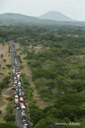 Imágenes aéreas de caravanas entrando a Managua para celebrar el 35/19