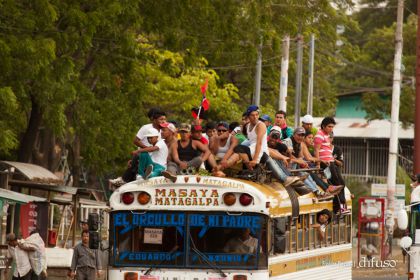 Caravanas de todo el país llegan a Managua para celebración del 35/19