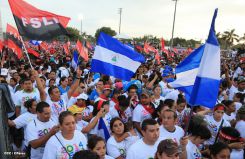 Daniel y Rosario celebran el 35/19 en Plaza La Fé