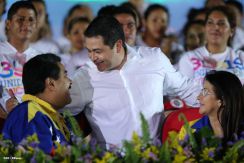 Daniel y Rosario celebran el 35/19 en Plaza La Fé