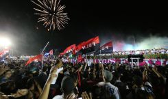 Daniel y Rosario celebran el 35/19 en Plaza La Fé