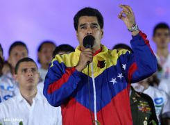 Daniel y Rosario celebran el 35/19 en Plaza La Fé