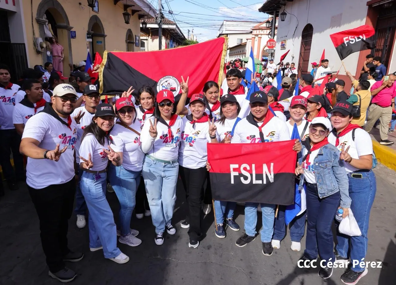 Multitudinaria caminata recuerda la histórica toma del Fortín de Acosasco en León