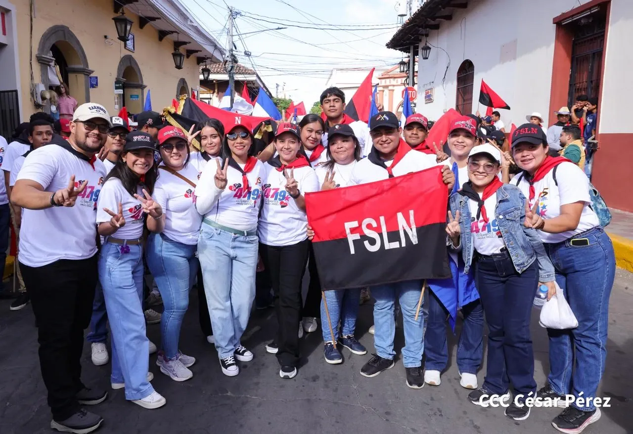 Multitudinaria caminata recuerda la histórica toma del Fortín de Acosasco en León