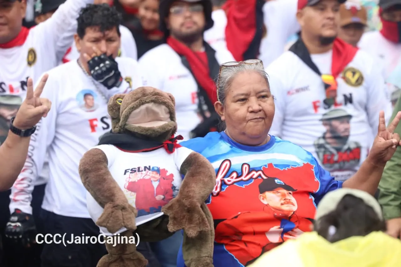 Militancia sandinista protagoniza caminata en homenaje al 47/19 en Managua