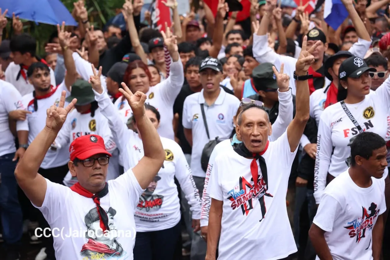 Militancia sandinista protagoniza caminata en homenaje al 47/19 en Managua