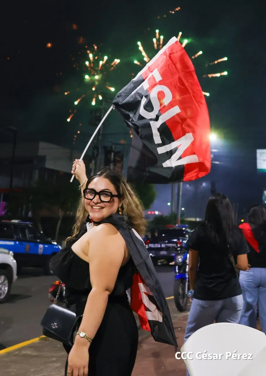 Familias protagonizan vigilias por el 47.° aniversario de la Revolución