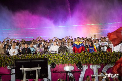 Daniel y Rosario celebran el 35/19 en Plaza La Fé