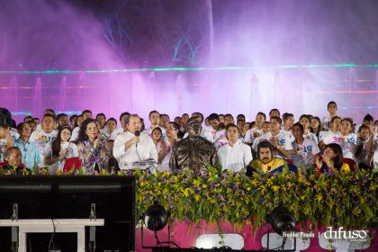 Daniel y Rosario celebran el 35/19 en Plaza La Fé