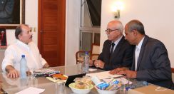 Comandante-Presidente Daniel se reúne con representante del presidente Mahmoud Abbas