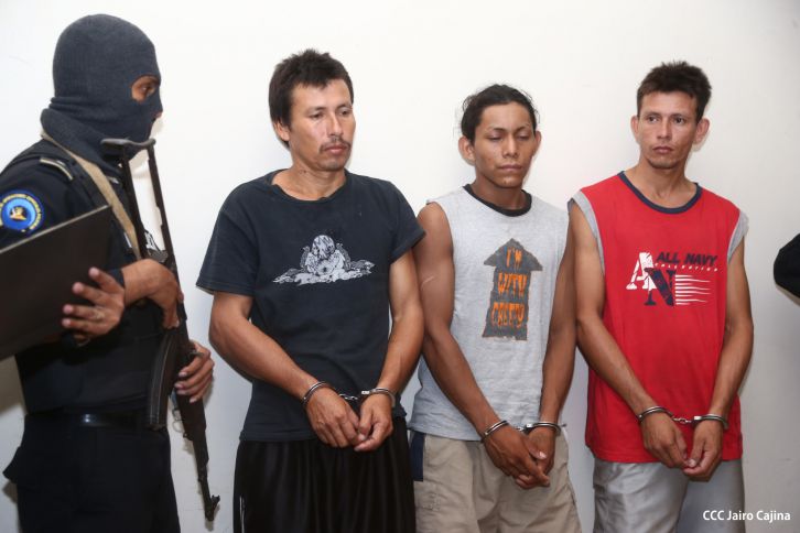 Fiscalía introduce acusación contra sospechosos de cobarde masacre