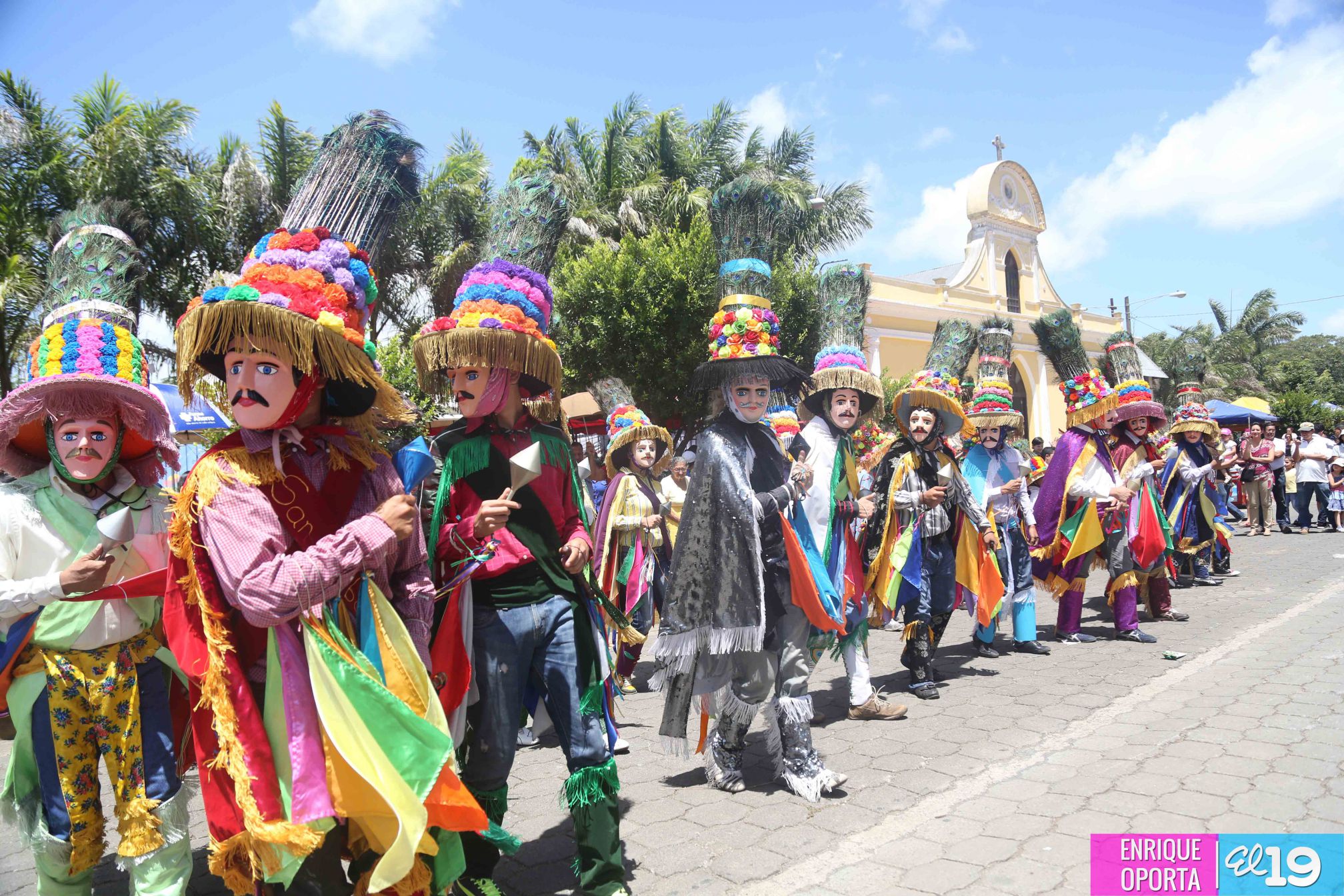Devoción y tradición en Tope de Santiago