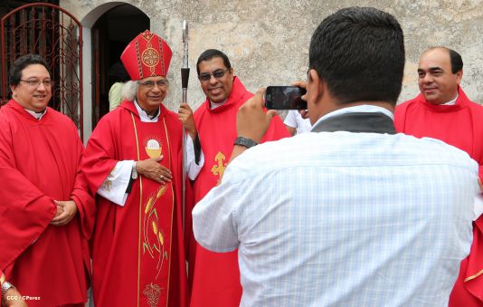 Cardenal Brenes celebra a honor a Santiago Apóstol