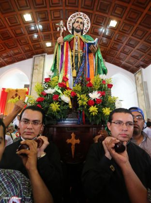Cardenal Brenes celebra a honor a Santiago Apóstol