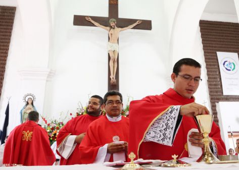 Cardenal Brenes celebra a honor a Santiago Apóstol