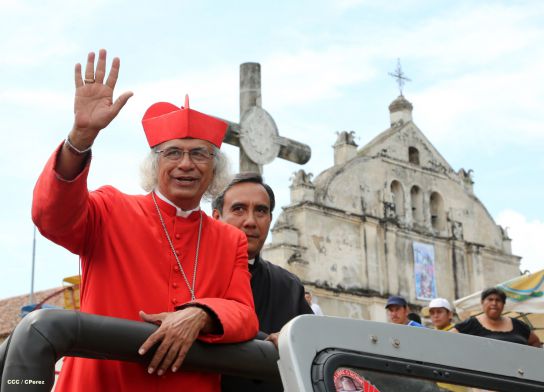 Cardenal Brenes celebra a Santa Ana en Niquinohomo