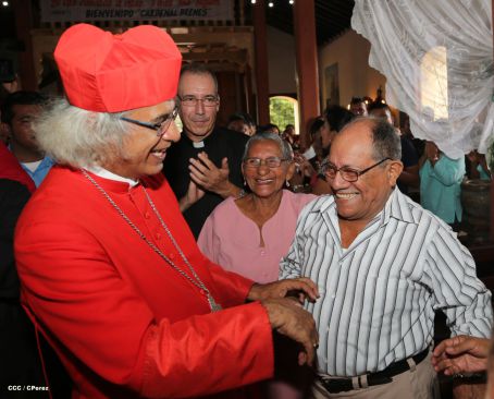 Cardenal Brenes celebra a Santa Ana en Niquinohomo