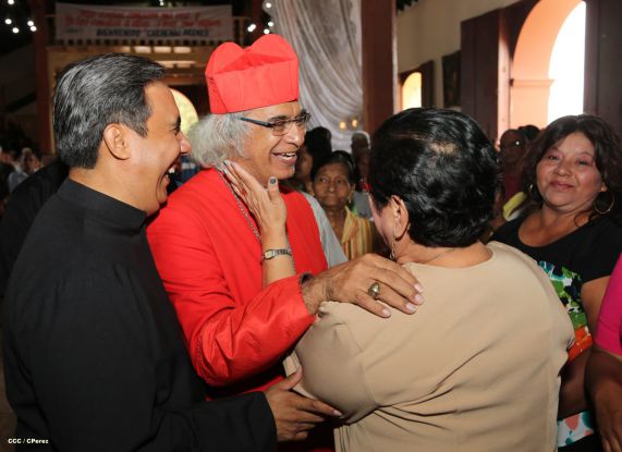 Cardenal Brenes celebra a Santa Ana en Niquinohomo