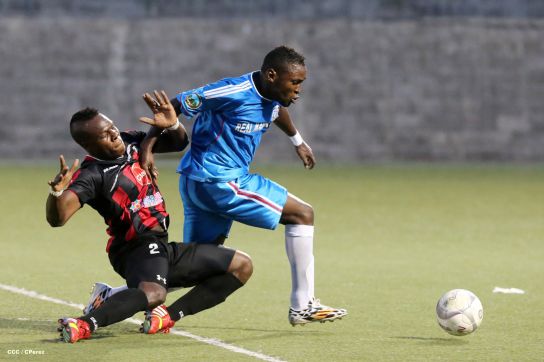 Triunfal debut rojinegro