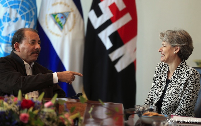 Daniel y Rosario visitan se reúnen con Directora UNESCO