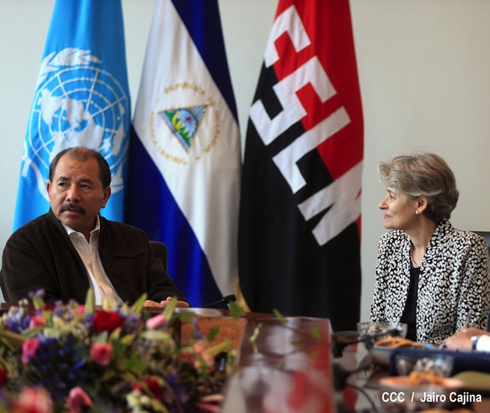 Daniel y Rosario visitan se reúnen con Directora UNESCO