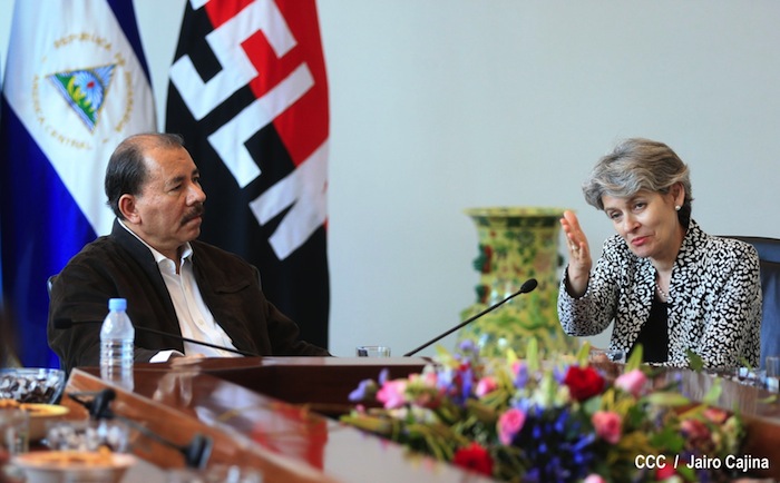 Daniel y Rosario visitan se reúnen con Directora UNESCO